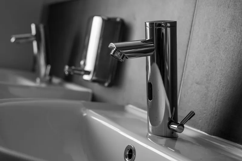 Faucet & fixture replacement — installing a new kitchen faucet